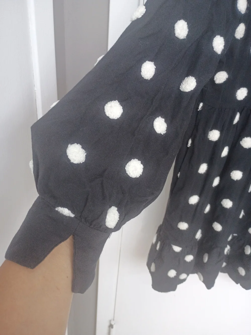 V-Neck Long Sleeve Polka Dot Dress - Black/White - Picture 9 of 12